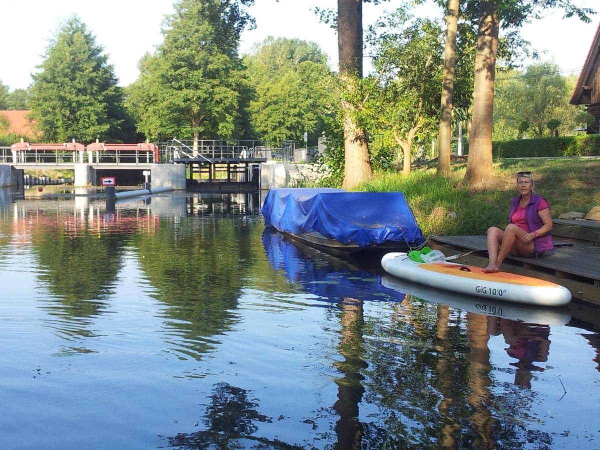 Doppelzimmer Im Spreewald บวร์ก ภายนอก รูปภาพ